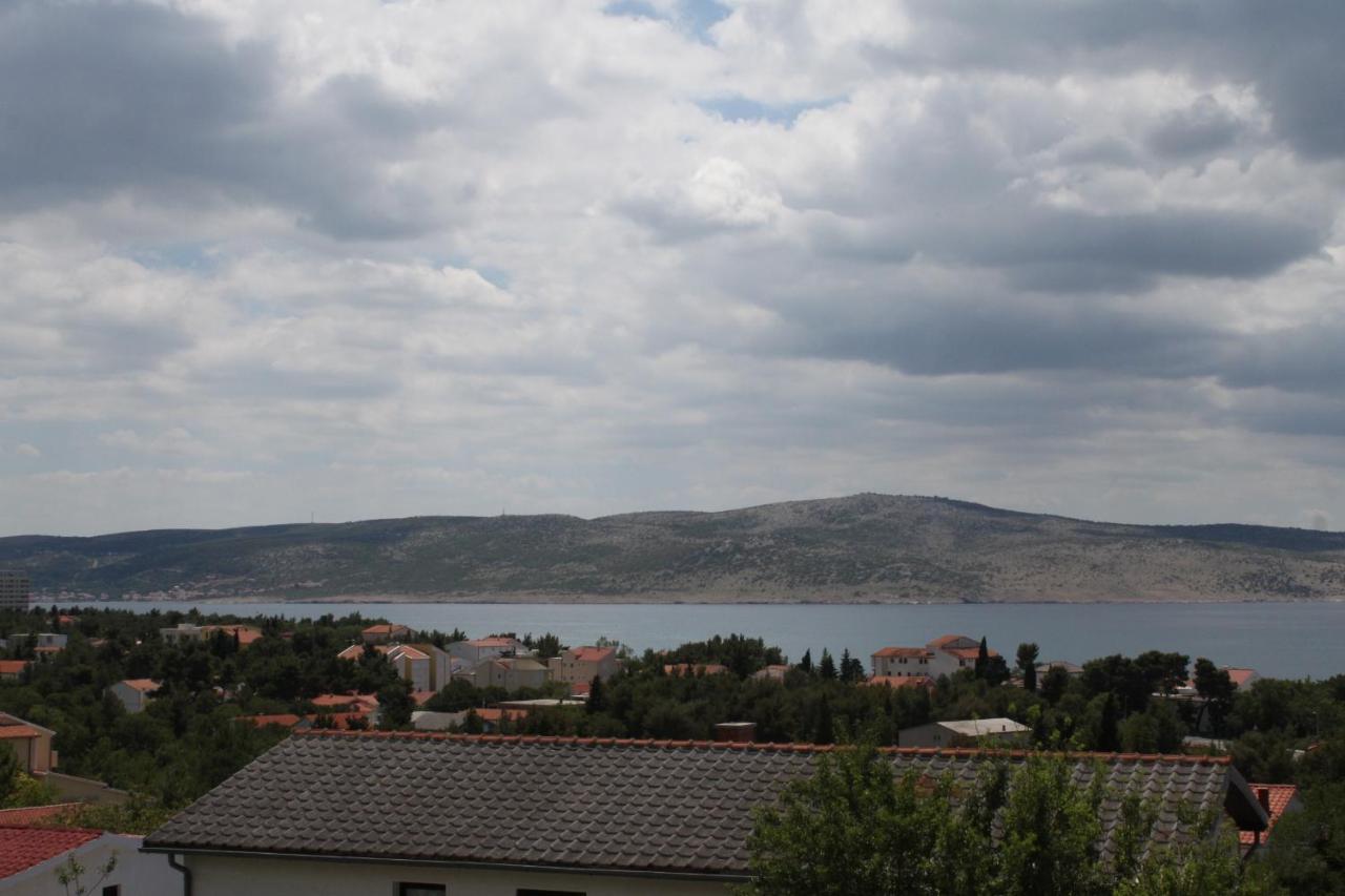 Apartments With A Parking Space Starigrad, Paklenica - 6431 Exterior foto